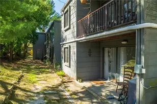 24 Camp St, Providence, RI 02906 - Photo 20