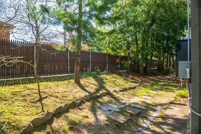 24 Camp Street #13, Providence, RI 02906 - Photo 22