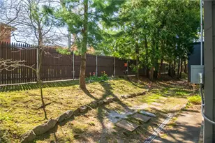 24 Camp St, Providence, RI 02906 - Photo 22