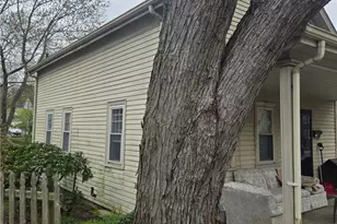 104 Jenckes St, Woonsocket, RI 02895 - Photo 2
