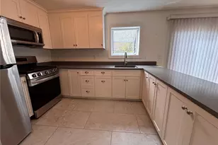 195 Fairway Dr, North Kingstown, RI 02852 - Photo 10