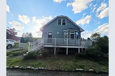 140 Lake View Road, Cranston, RI 02920 - Photo 2