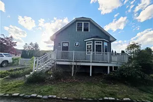 140 Lake View Rd, Cranston, RI 02920 - Photo 2