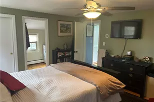 7 Blvd East Blvd, Middletown, RI 02842 - Photo 12