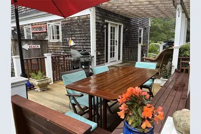 7 Boulevard East Boulevard, Middletown, RI 02842 - Photo 18