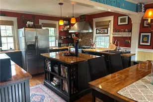 7 Blvd East Blvd, Middletown, RI 02842 - Photo 4