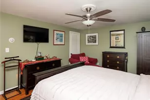 7 Blvd East Blvd, Middletown, RI 02842 - Photo 32