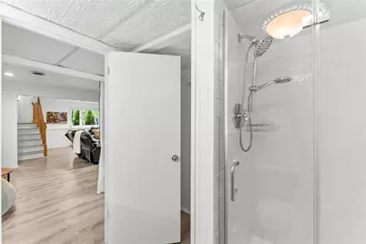 475 Elmgrove Avenue, Providence, RI 02906 - Photo 34