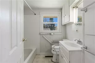 40 Tern Rd, Narragansett, RI 02882 - Photo 14