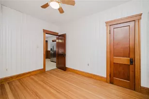 266 Norfolk Ave, Pawtucket, RI 02861 - Photo 32
