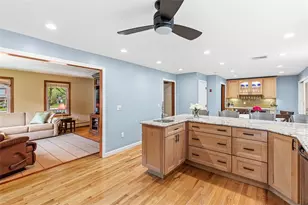 7 Pheasant Run Rd, North Smithfield, RI 02896 - Photo 16