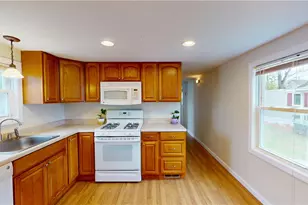 14 Krzak Rd, North Kingstown, RI 02852 - Photo 10