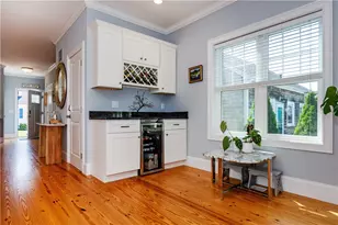 19 Eustis Ave, Newport, RI 02840 - Photo 16