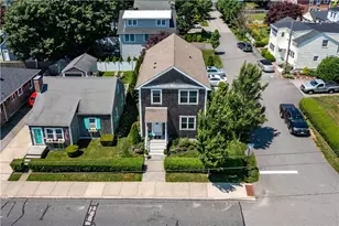 19 Eustis Ave, Newport, RI 02840 - Photo 32