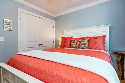 19 Eustis Avenue, Newport, RI 02840 - Photo 20