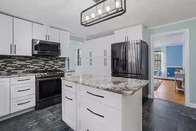 209 Vancouver Avenue, Warwick, RI 02886 - Photo 10
