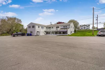 555 Metacom Avenue, Bristol, RI 02809 - Photo 30