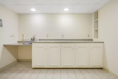 555 Metacom Avenue, Bristol, RI 02809 - Photo 20
