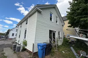 52 Hillwood St, Cranston, RI 02920 - Photo 6