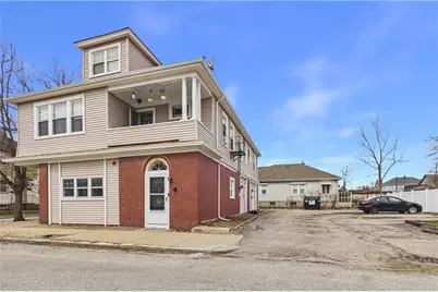 77 Governor Street #4, Cranston, RI 02920 - Photo 2