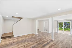435 Maureen Cir, Burrillville, RI 02839 - Photo 20