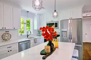 7 Parkway Dr, Warwick, RI 02886 - Photo 18