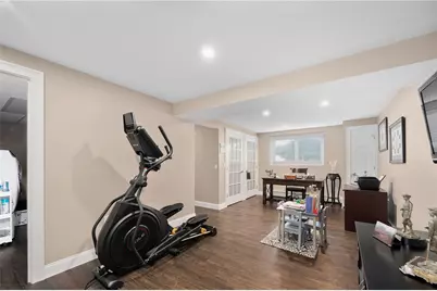 7 Robins Way, North Providence, RI 02904 - Photo 28