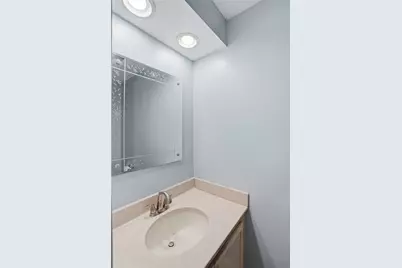 22 Roger Williams Court, Portsmouth, RI 02871 - Photo 16