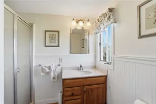 22 Roger Williams Ct, Portsmouth, RI 02871 - Photo 22