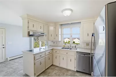 22 Roger Williams Court, Portsmouth, RI 02871 - Photo 8