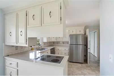 22 Roger Williams Court, Portsmouth, RI 02871 - Photo 6