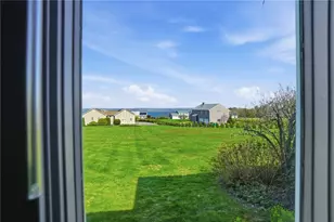 22 Roger Williams Ct, Portsmouth, RI 02871 - Photo 26