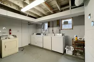 68 John St, Providence, RI 02906 - Photo 16