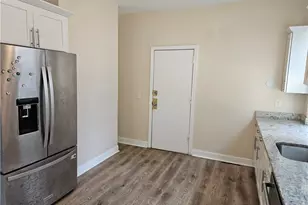 68 John St, Providence, RI 02906 - Photo 20