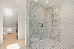 25 Rhode Island Ave, Newport, RI 02840 - Photo 34