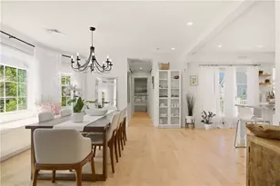 25 Rhode Island Ave, Newport, RI 02840 - Photo 2