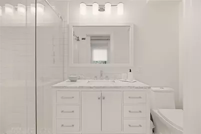 25 Rhode Island Avenue #2, Newport, RI 02840 - Photo 24
