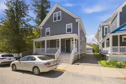 25 Rhode Island Avenue #2, Newport, RI 02840 - Photo 1