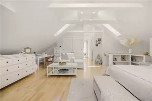 25 Rhode Island Ave, Newport, RI 02840 - Photo 28