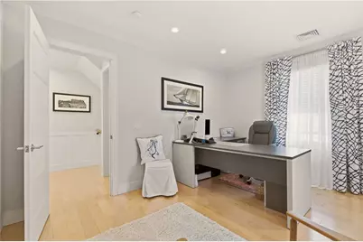 25 Rhode Island Avenue #2, Newport, RI 02840 - Photo 26