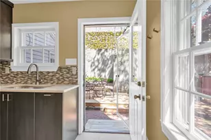 201 N Main St, Providence, RI 02906 - Photo 22