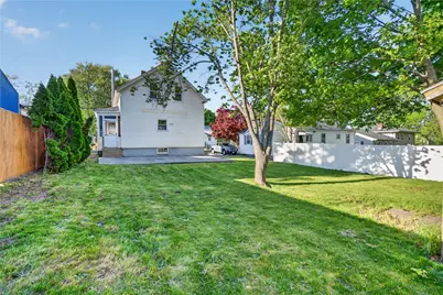 103 Burnside Avenue, East Providence, RI 02915 - Photo 36