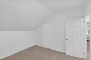 103 Burnside Ave, East Providence, RI 02915 - Photo 20