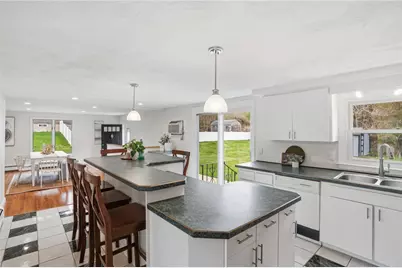 49 Roosevelt Drive, Bristol, RI 02809 - Photo 8