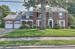 9 Kenilworth Wy, Pawtucket, RI 02860 - Photo 2
