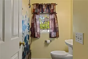 591 Sandy Ln, Warwick, RI 02889 - Photo 14