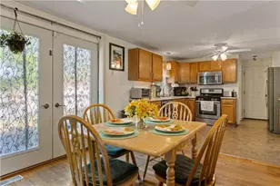 591 Sandy Ln, Warwick, RI 02889 - Photo 8