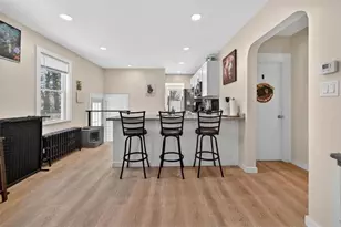 190 Wardlaw Ave, Providence, RI 02908 - Photo 4