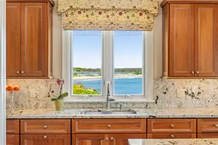 737 Boston Neck Rd, Narragansett, RI 02882 - Photo 12