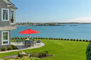 737 Boston Neck Rd, Narragansett, RI 02882 - Photo 4